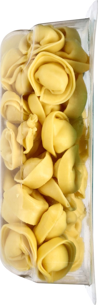slide 5 of 13, Nuovo Ricotta & Parmigiano Tortellini Family Size 18 oz, 18 oz
