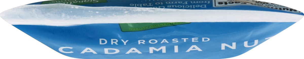 slide 5 of 7, Signature Farms Macadamia Nuts, 12 oz