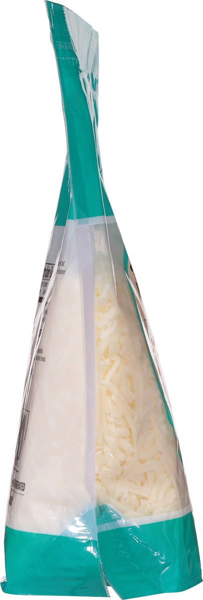 slide 13 of 13, La Chona Mexican Style Melting Cheese 32 oz, 32 oz