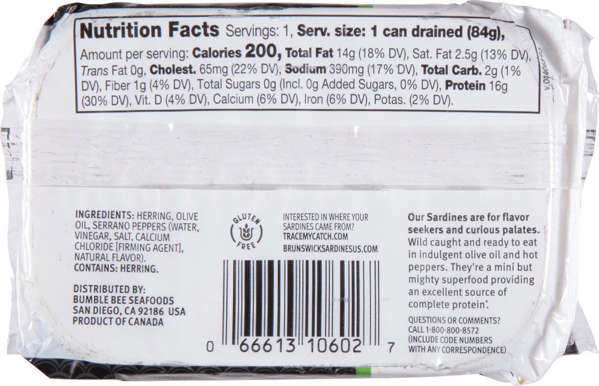 slide 4 of 9, BRUNSWICK SEAFOOD Sardine Fillets With Hot Peppers In Olive Oil(Tin), 3.75 oz