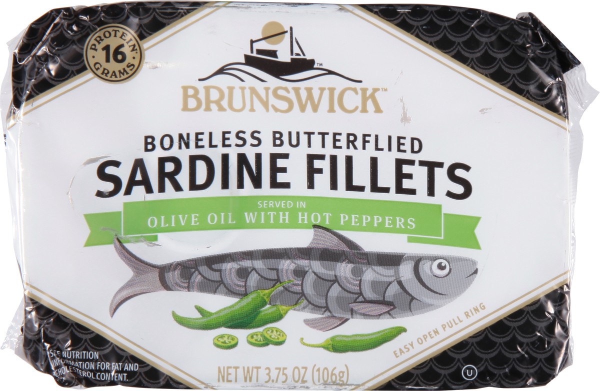 slide 6 of 9, BRUNSWICK SEAFOOD Sardine Fillets With Hot Peppers In Olive Oil(Tin), 3.75 oz