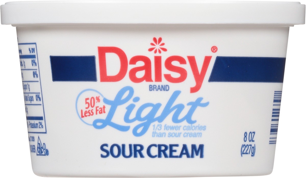 slide 6 of 9, Daisy Light Sour Cream, 8 oz