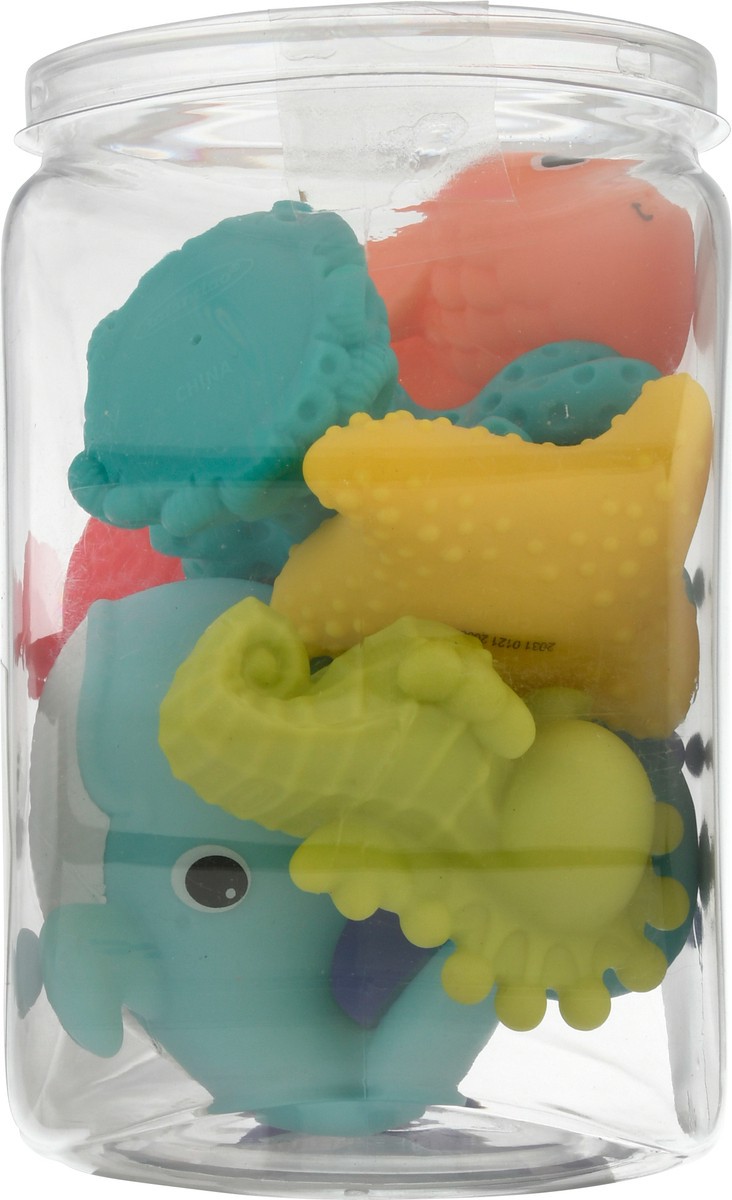 slide 2 of 9, Infantino Aquarium Bath Squirters 8 ea, 8 ct