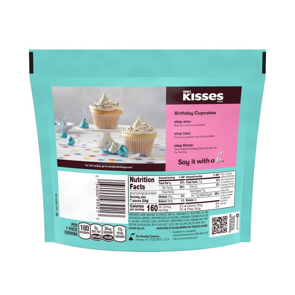 slide 4 of 5, Hershey's Kisses Birthday Cake White Chocolate Candies Share Size, 10 oz