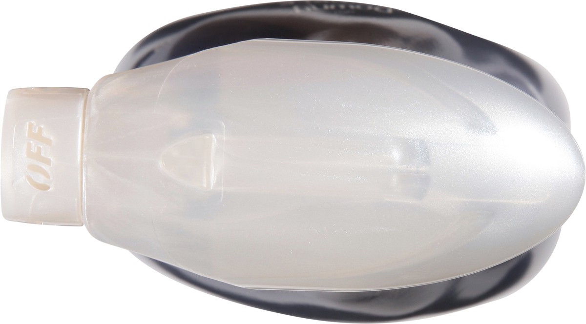 slide 8 of 11, Downy Wrinkle Releaser and Fabric Refresher, Light Fresh Scent, 33.8 fl oz, 1.05 qt