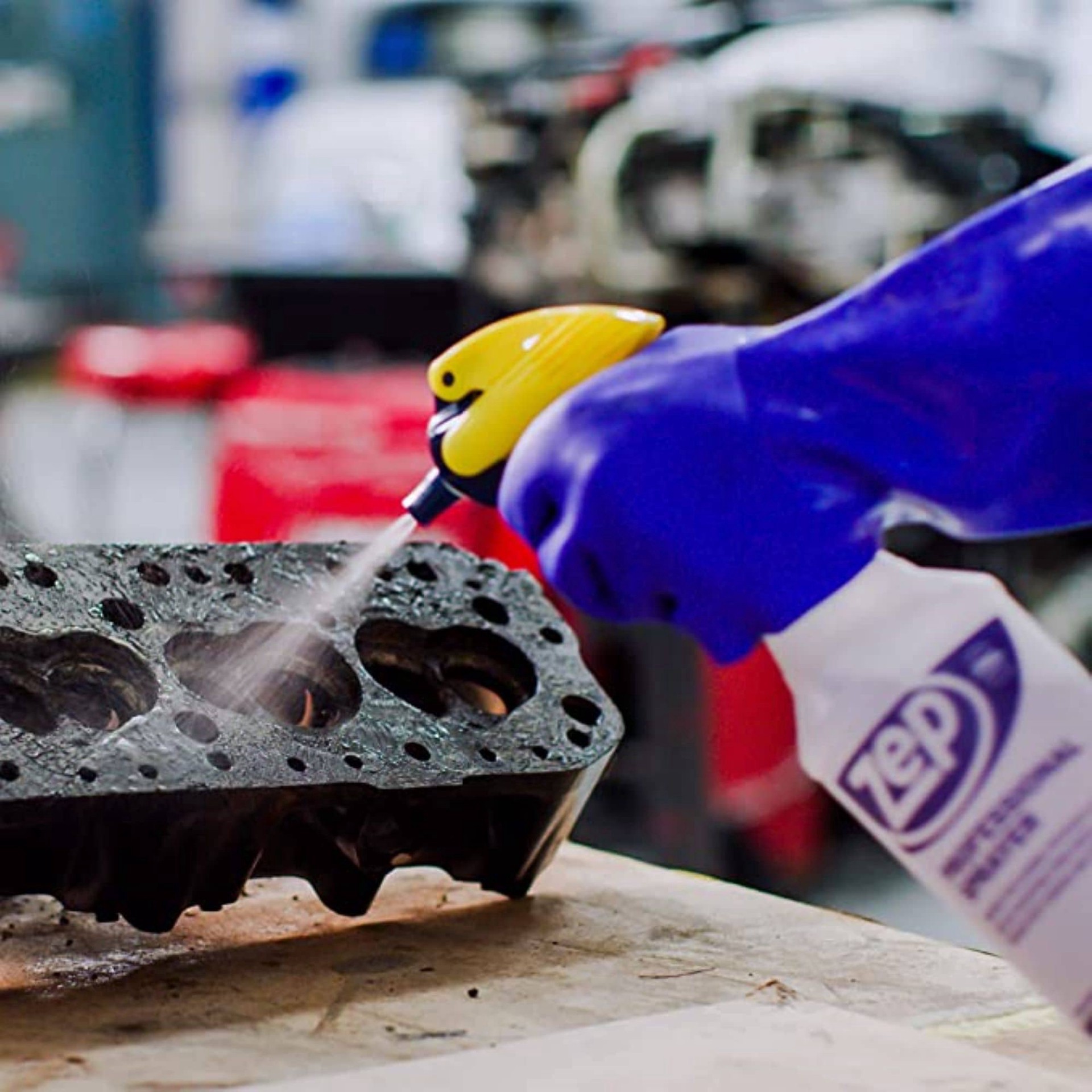 slide 2 of 4, Cleaner Industrial 128Oz, 128 oz