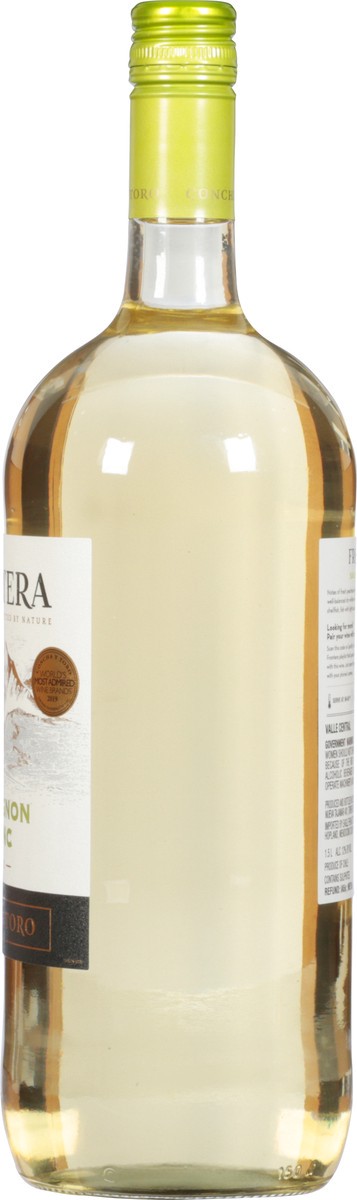 slide 2 of 12, Frontera Sauvignon Blanc, 1.50 liter