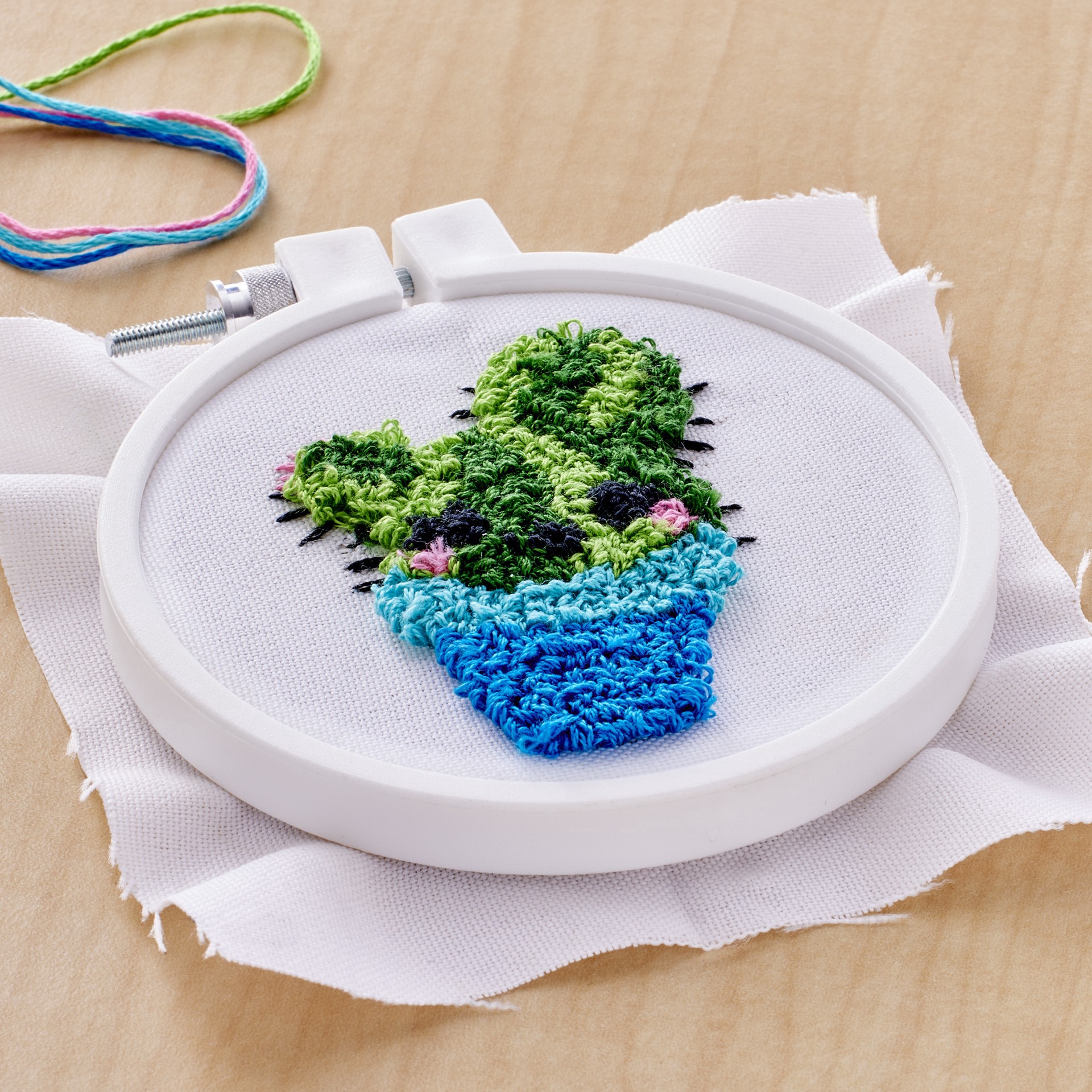 slide 3 of 3, Cactus Punch Needle Kit By Loops & Threads, 3.5 in