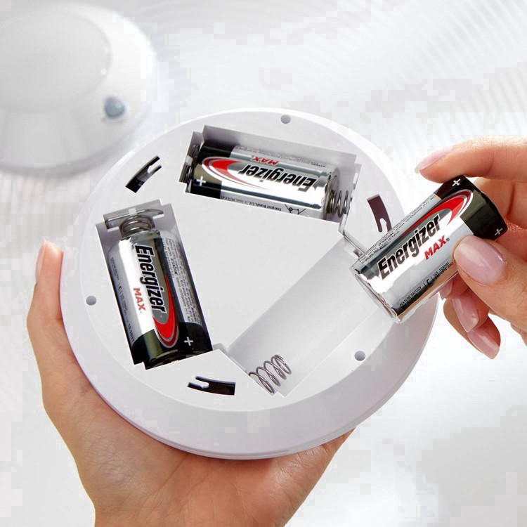 slide 33 of 45, Energizer MAX D Batteries (4 Pack), D Cell Alkaline Batteries, 4 ct