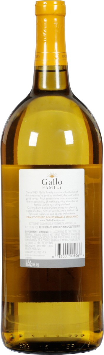 slide 3 of 9, Gallo Family Vineyards White Wine, 1.50 liter
