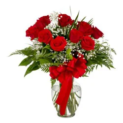 Exquisite Red Roses Arrangement with Vase