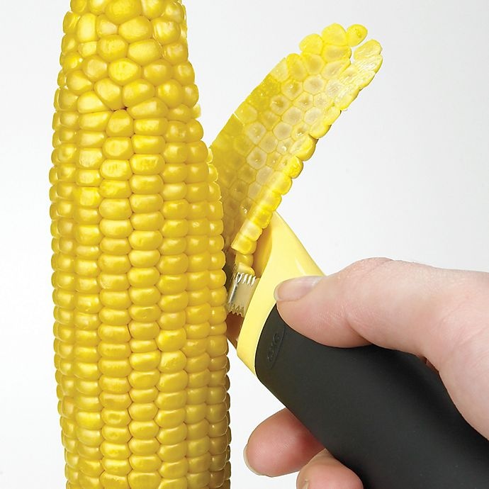 slide 5 of 5, OXO Corn Peeler, 1 ct