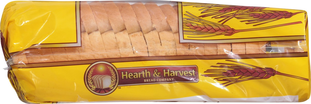 slide 8 of 9, Hearth & Harvest Bread Company Classic White Bread 22 oz, 22 oz