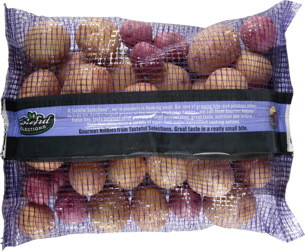 slide 3 of 7, Tasteful Selections Sunrise Nibbles Medley, 16 oz