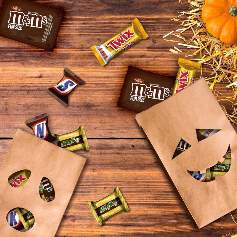 slide 5 of 8, Mars M&M's, Twix, Snickers, Milky Way Halloween Chocolate Variety Pack, 34.74 oz