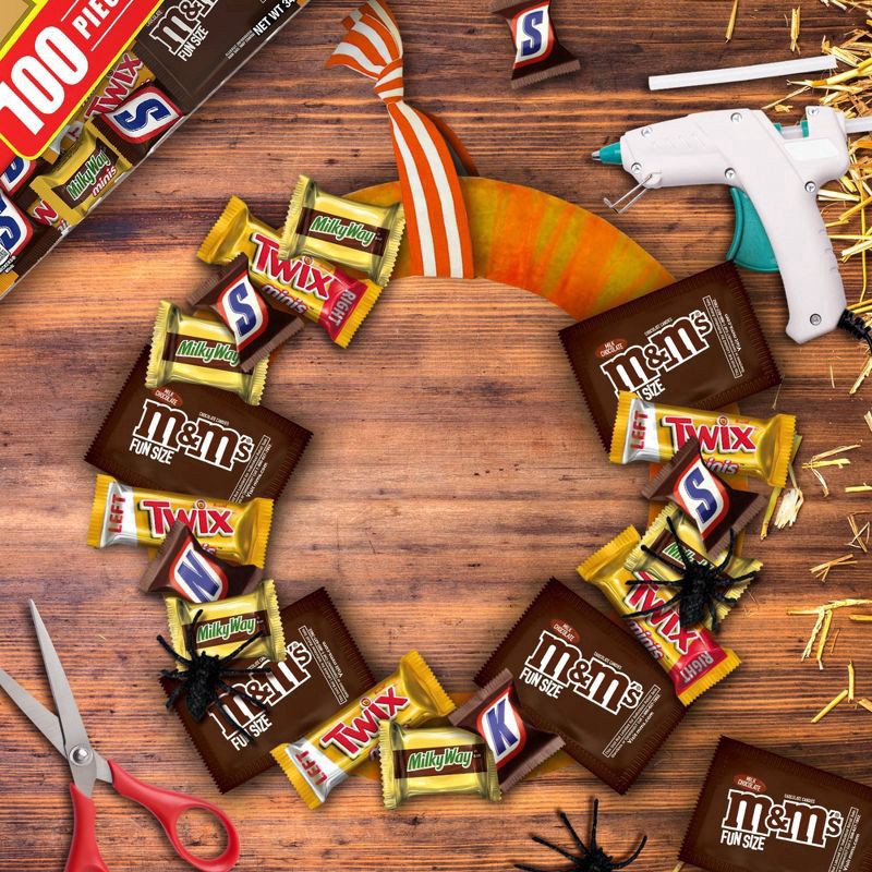 slide 4 of 8, Mars M&M's, Twix, Snickers, Milky Way Halloween Chocolate Variety Pack, 34.74 oz