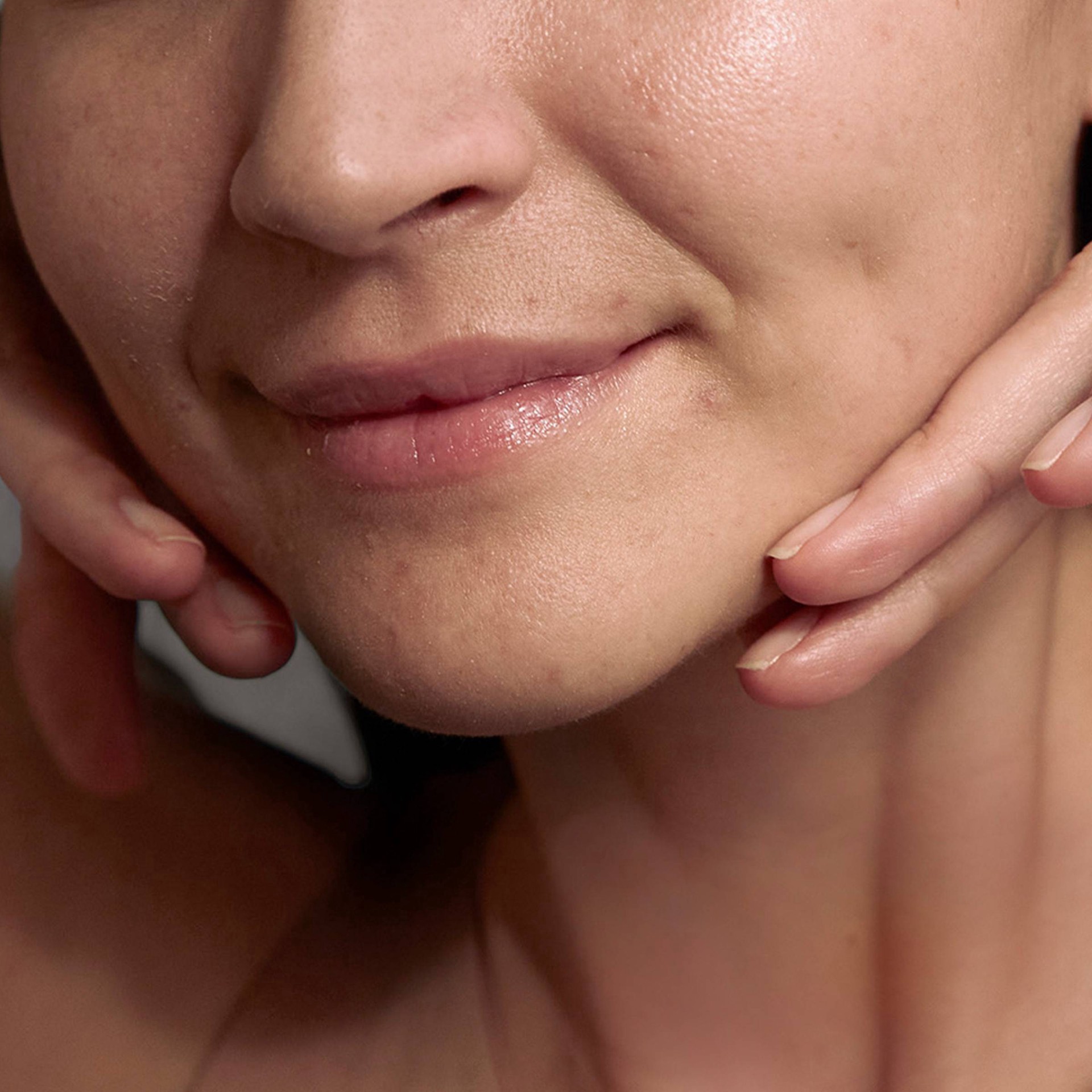 slide 9 of 25, Neutrogena Rapid Firming Collagen Triple Lift Face Serum, Hydrating Serum with Collagen & AHP Amino Acid to visibly Firm & Smooth Skin, Lightweight, Mineral Oil- & Dye-Free, 1 fl. oz, 1 fl oz