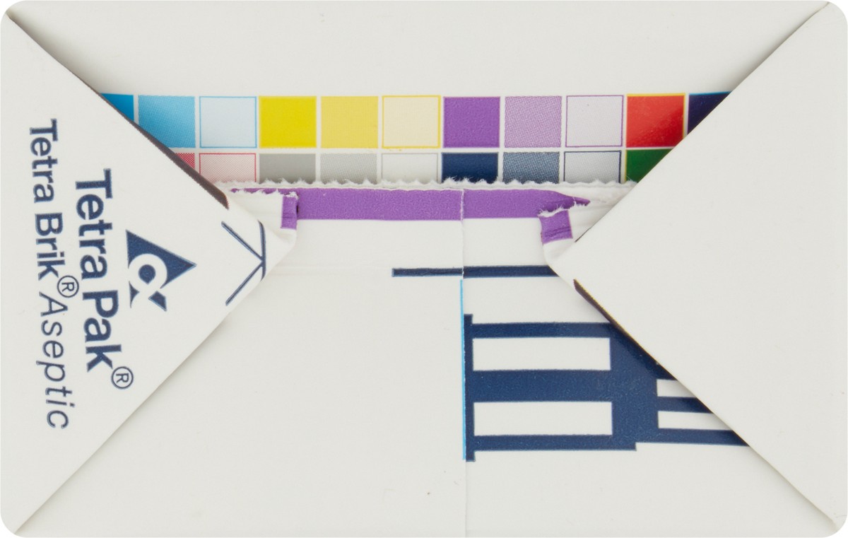 slide 7 of 12, Parmalat Milk, Fat Free Shelf Stable, 32 oz, 1 qt