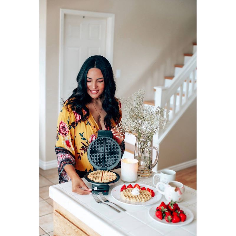 slide 8 of 12, Cuisinart Classic Waffle Maker - Stainless Steel - WMR-CAP2, 1 ct