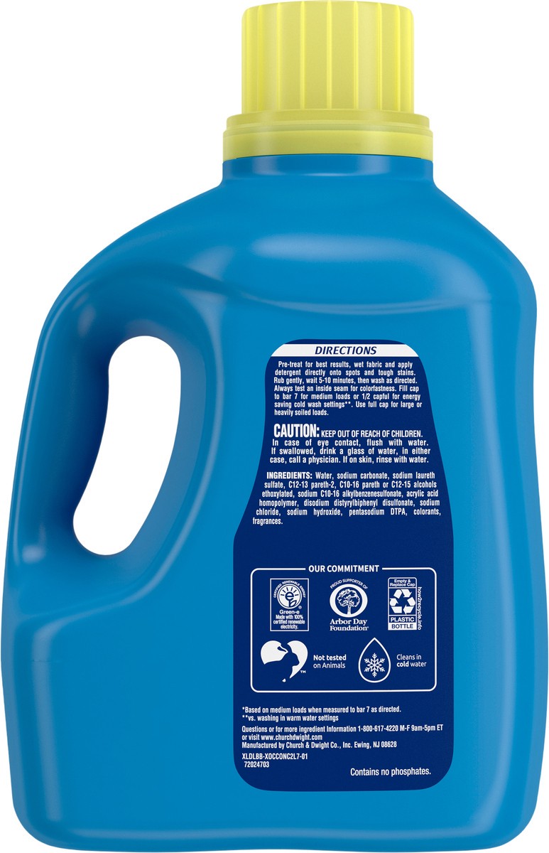 slide 4 of 9, XTRA Plus Scent Booster Technology, Sparkling Fresh, 88 Loads Liquid Laundry Detergent, 136.4 Fl oz, 136.4 oz