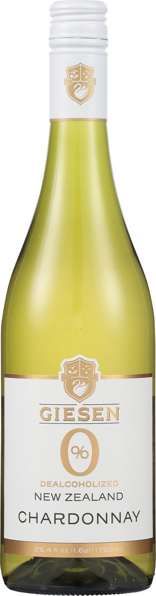 slide 4 of 14, Giesen Dealcoholized Chardonnay 25.4 fl oz, 25.40 fl oz