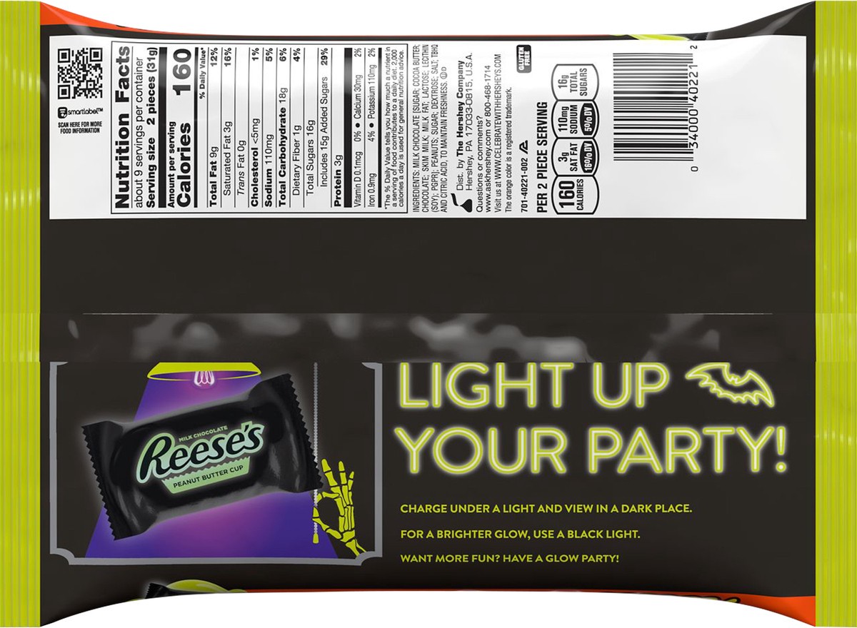 slide 3 of 3, Reese's Glow in the Dark Wrappers Milk Chocolate Peanut Butter Snack Size Cups Candy, 9.35 oz, Bag, 9.35 oz