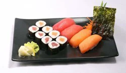 Sushi With Gusto Traditional Combo