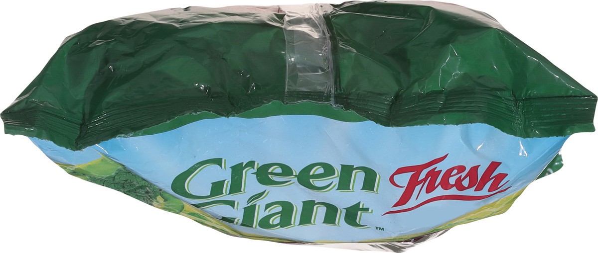 slide 2 of 13, Green Giant Fresh Broccoli Florets 32 oz, 32 oz