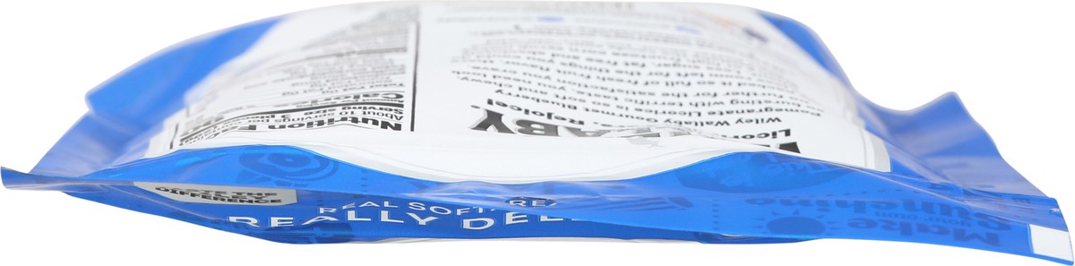 slide 6 of 13, Wiley Wallaby Soft & Chewy Blueberry Pomegranate Licorice 10 oz, 10 oz