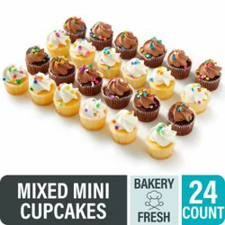 Bakery Fresh Goodness Vanilla And Chocolate Cupcakes