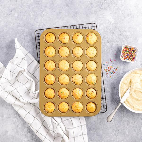 slide 1 of 1, Hy-Vee Seasons Gold Nonstick Mini Muffin Pan, 1 ct