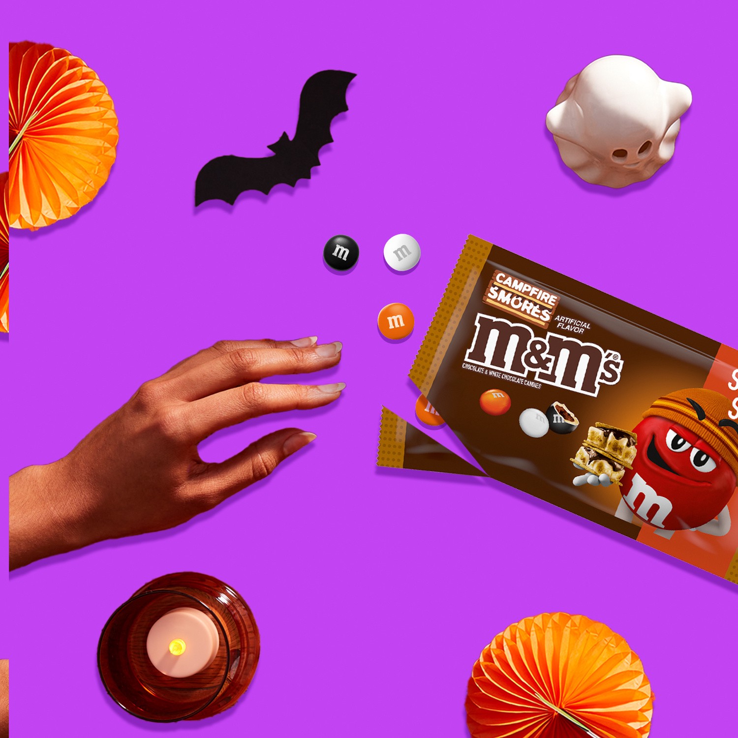 slide 7 of 8, M&M's Campfire Smores White and Milk Chocolate Halloween Candy, Share Size, 2.47 Oz Bag, 2.47 oz