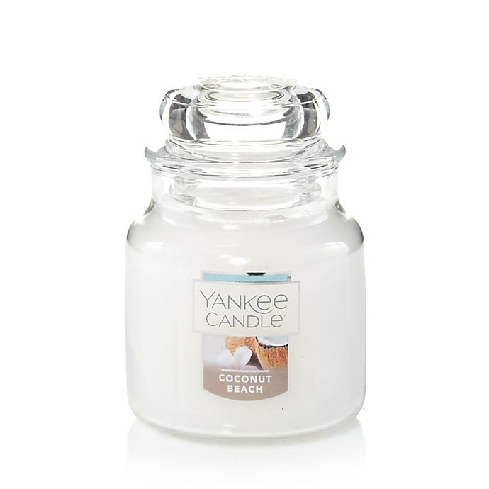 slide 1 of 1, Yankee Candle Housewarmer Coconut Beach Small Classic Jar Candle, 1 ct