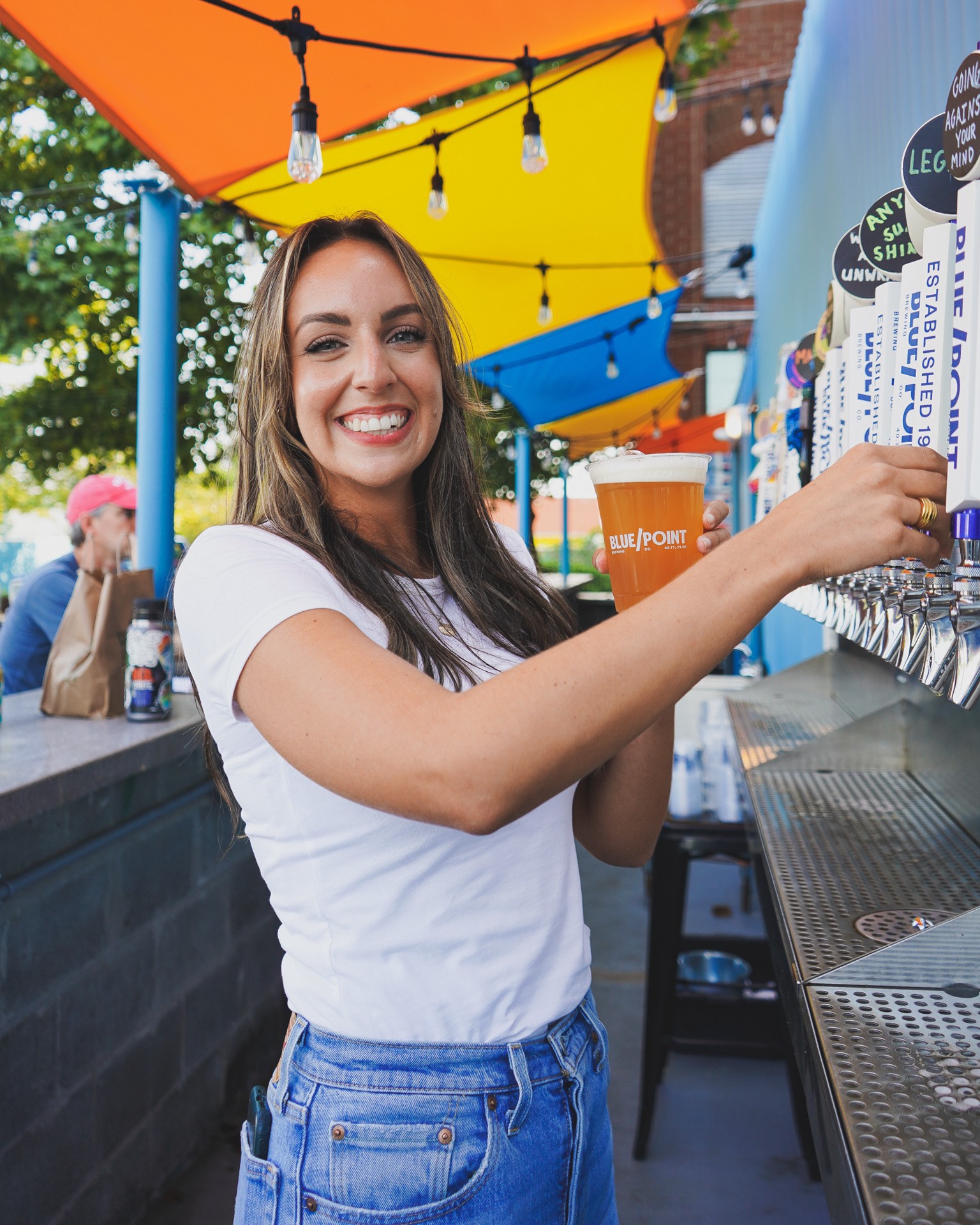 slide 3 of 6, Toasted 25oz Can, 25 fl oz