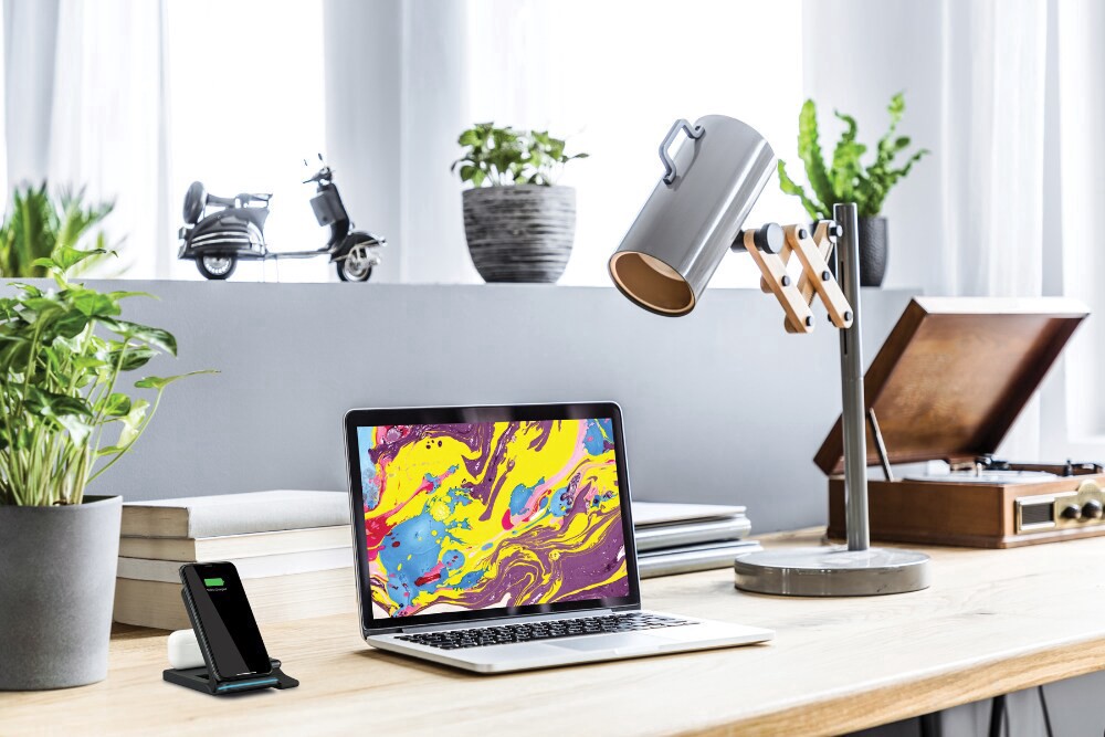 slide 6 of 6, Ilive Iacq491B 3-In-1 Wireless Charging Stand, 1 ct