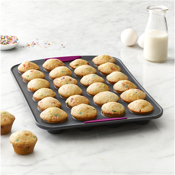 slide 1 of 1, Trudeau Structure Mini Muffin Pan - Fuchsia, 24 c