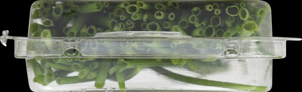 slide 3 of 6, Full Circle Chives, 0.67 oz