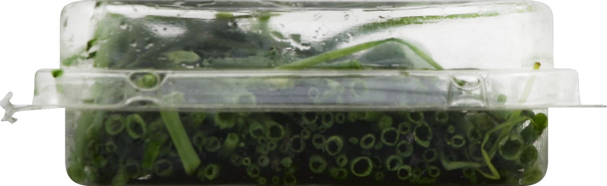 slide 2 of 6, Full Circle Chives, 0.67 oz