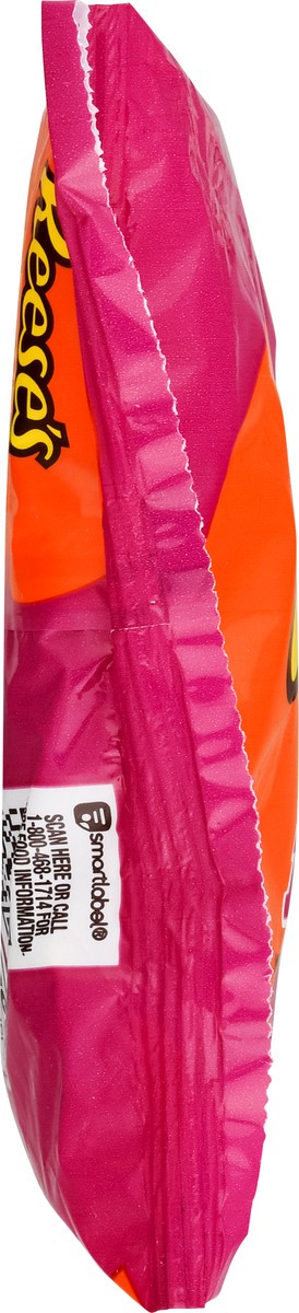 slide 7 of 11, Reese's Peanut Butter Hearts, 9.1 oz