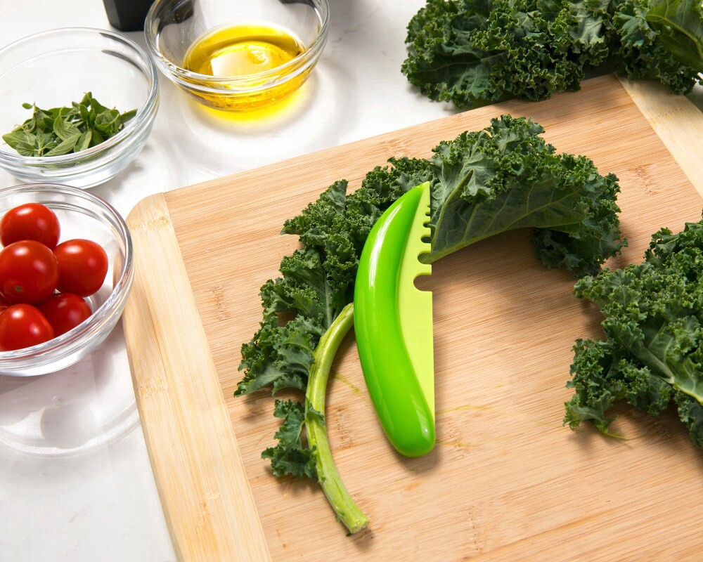 slide 2 of 4, Talis Td Kale Stripper, SM