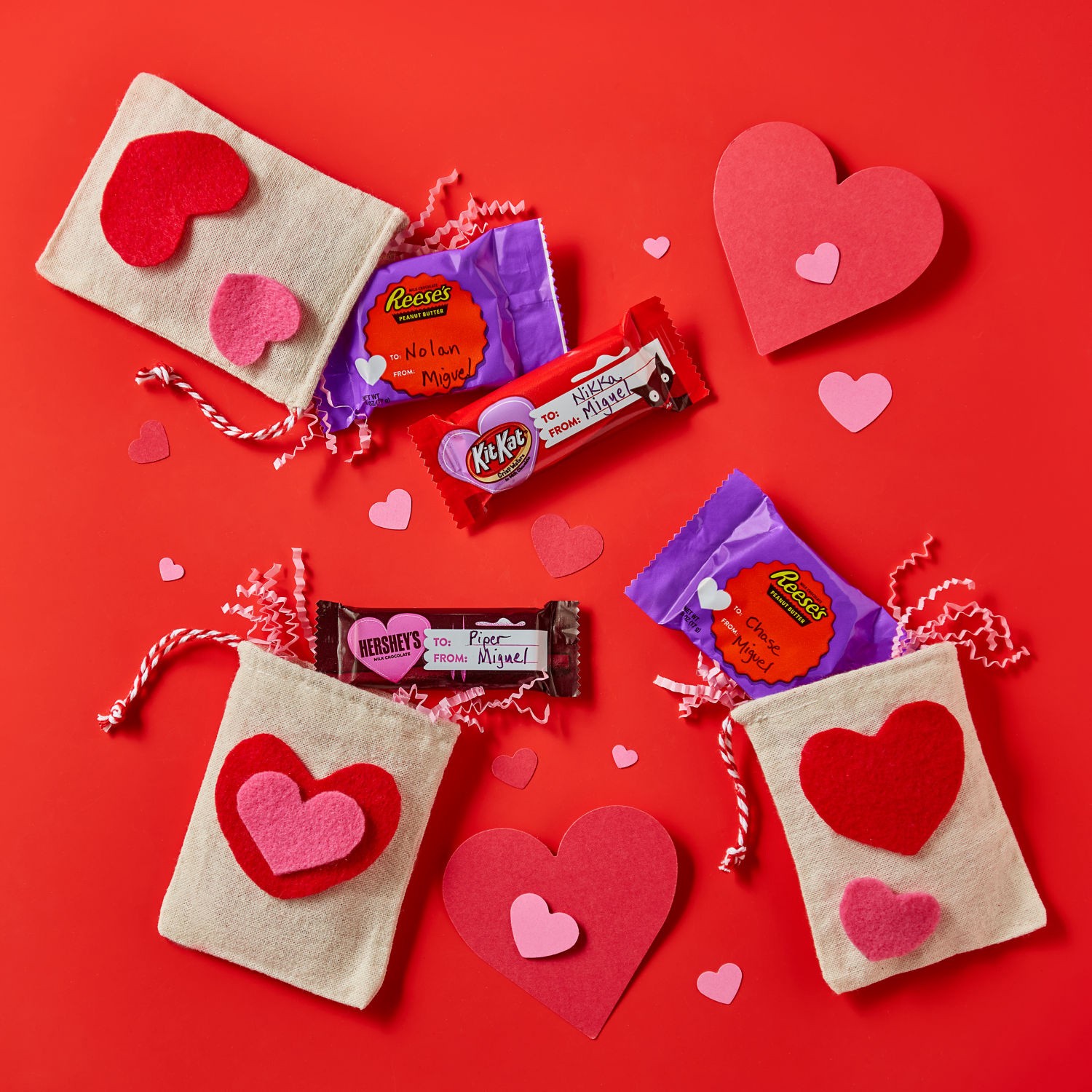 slide 3 of 4, Hershey's REESE'S, HERSHEY'S, KIT KAT Valentine's Exchange Milk Chocolate Assortment Snack Size Candy, Valentine's Day, 12.47 oz, Variety Bag (25 PIeces), 25 ct