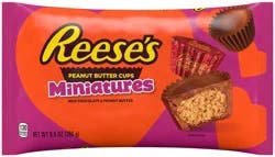 Reese's Miniatures Milk Chocolate Peanut Butter Cups, Valentine's Candy Bag, 9.9 oz
