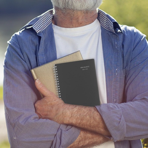 slide 3 of 10, AT-A-GLANCE® DayMinder® Academic 2025-2026 Weekly Monthly Planner, Charcoal, Small, 5"" x 8"", 1 ct