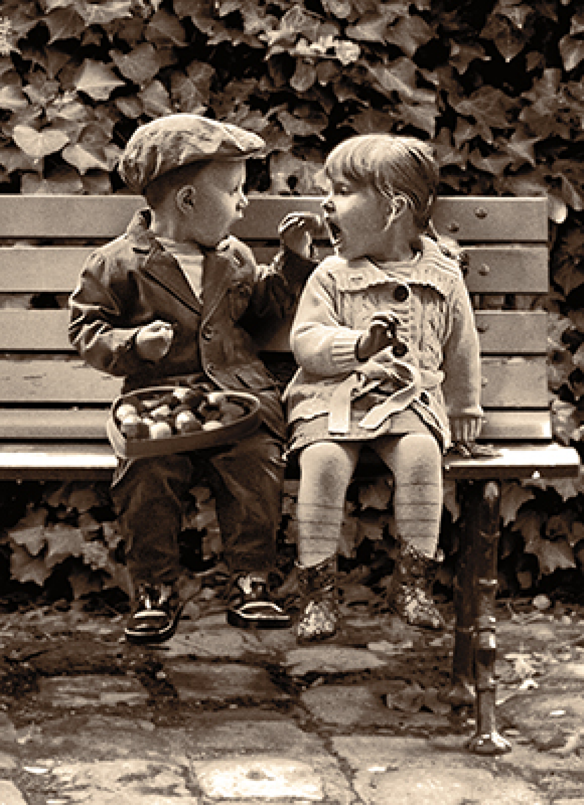 slide 1 of 1, Avanti Boy & Girl Park Bench Card, 1 ct