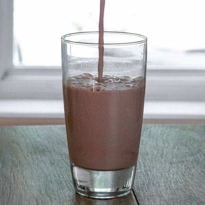 slide 6 of 6, Cass Clay Swiss Chocolate 2% Milk - 1gal, 1 gal