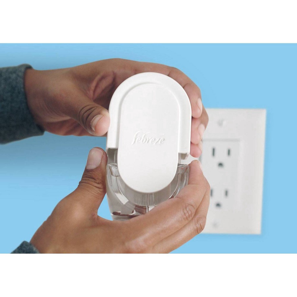 slide 6 of 14, Febreze Plug In Air Freshener, Odor-Fighting Scented Oil Refill, Mediterranean Lavender, 3 Refills, 3 ct