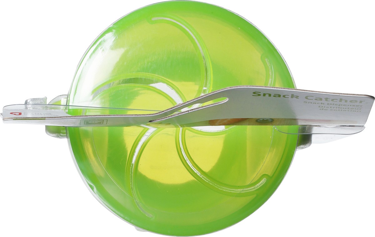 slide 8 of 9, Munchkin Assorted Snack Catcher, 1 ct