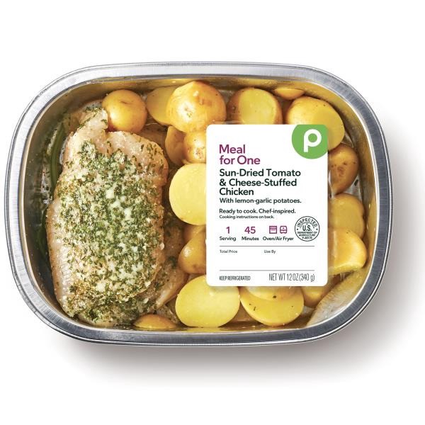 slide 1 of 1, Publix Aprons Meal for One with Lemon-Garlic Potatoes Sun-Dried Tomato & Cheese-Stuffed Chicken, 12 oz