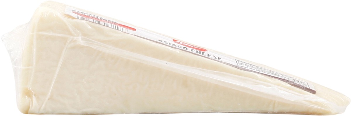 slide 4 of 12, Bashas Asiago Wedge, 8 oz