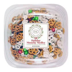 Holiday Munchy Medley Mix